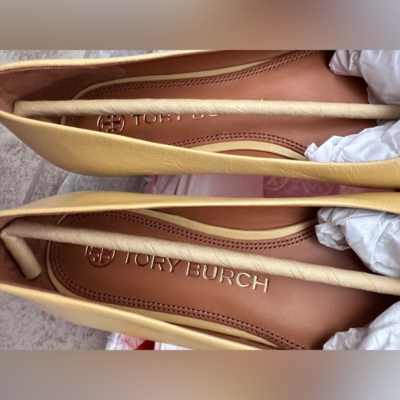 NIB New In Box Tory Burch GEORGIA BALLET
WRINKLE CALF LEATHER Flats - size 8.5 - Picture 6 of 9